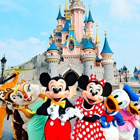 Apartment 2 Bedroomed Near Disneyland Paris With Garden Parking At Serris Kültér fotó